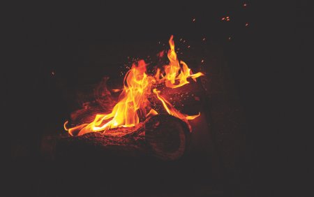 Обои на рабочий стол огонь