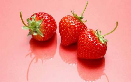 Клубника фон