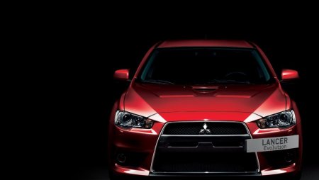 Mitsubishi Lancer Evolution 10 неон