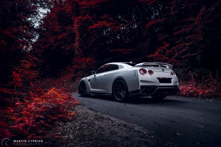 Nissan GTR r35 ночью