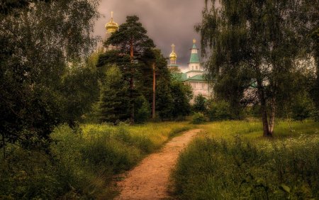 Церковь и природа