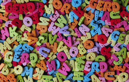 Объемные разноцветные буквы