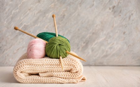 Крючок и пряжа