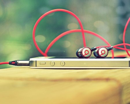 Наушники фон