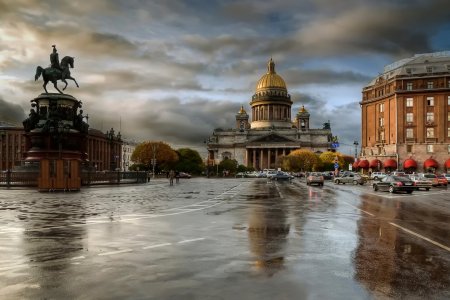 Питер Исаакиевский собор пасмурно