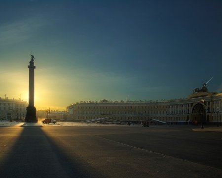 Санкт-Петербург- Дворцовая площадь фон