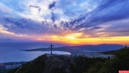 Толстый мыс Геленджик