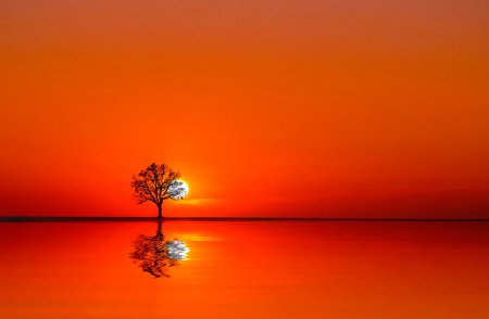 Красное солнце на закате