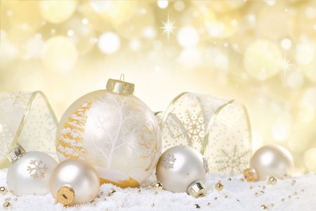 Нежные снежинки