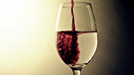 Бокал вина