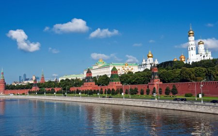 Москва река Кремль