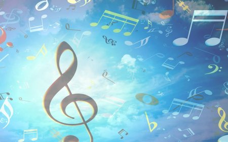 Красивый фон с нотами