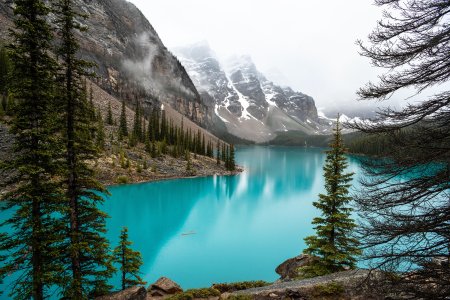 Озеро Морейн ночью