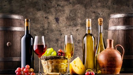 Натюрморт с вином