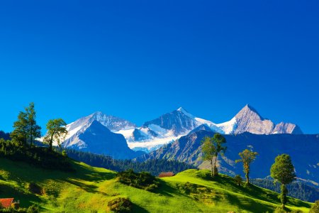 Альпийские горы в Швейцарии