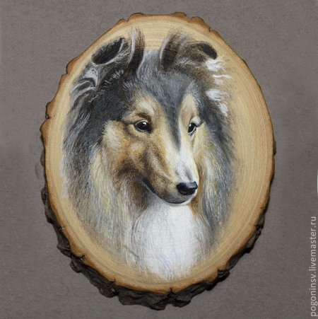 Животные на спиле дерева