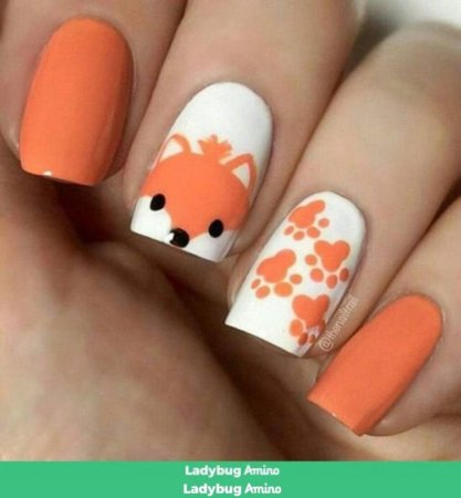 Красивый маникюр с животными