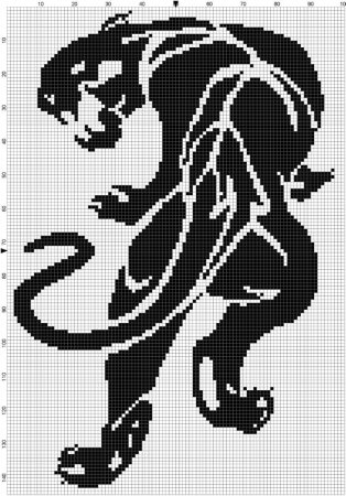 Монохромная вышивка пантера