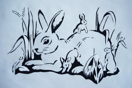 Заяц из бумаги на окно