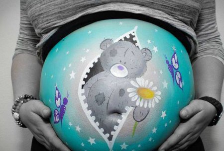 Рисунки на беременном животе