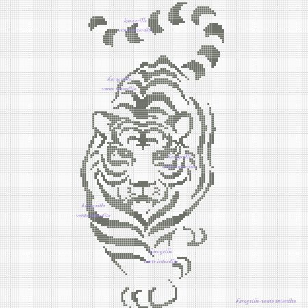 Монохромная вышивка животные