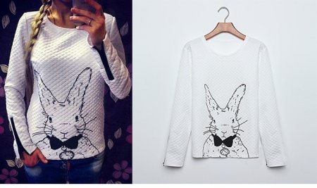 Свитер с зайцами женский