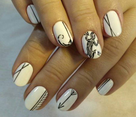 Маникюр с геометрическими животными