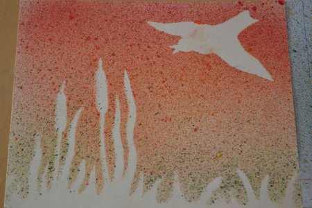 Техника набрызга в рисовании зубной щеткой