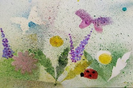 Цветные силуэты прыгающих людей