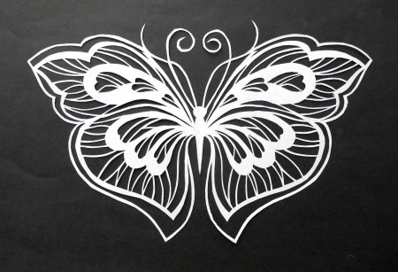 Вытынанка бабочка