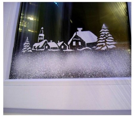 Украшение окон искусственным снегом