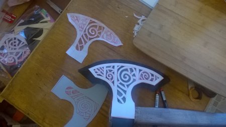 Трафарет на топор