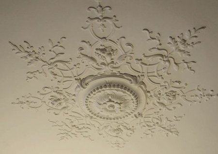 Трафареты для декора потолка