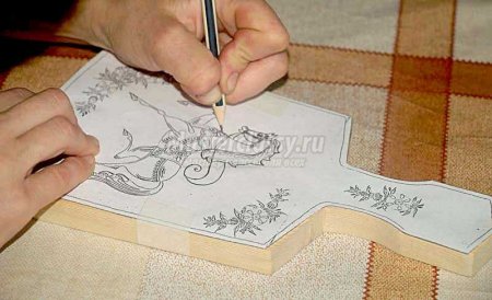 Нанесение рисунка на дерево