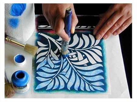 Трафаретная роспись по ткани