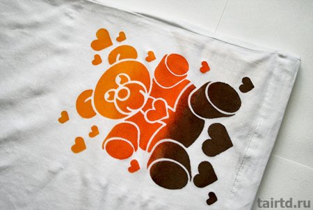 Роспись футболки по трафарету