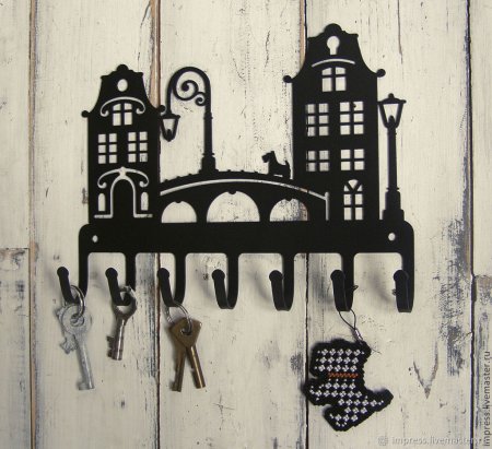 Ключница из металла