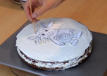 Рисование на мастике