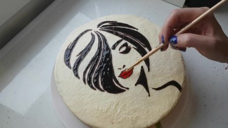Рисование шоколадом на торте