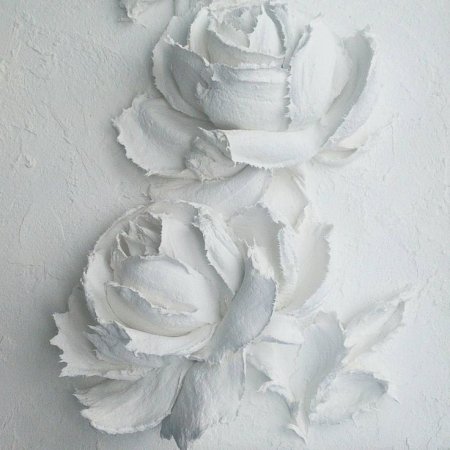 Одуванчики на стене в интерьере