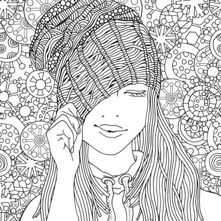 Раскраска девушка в шапке