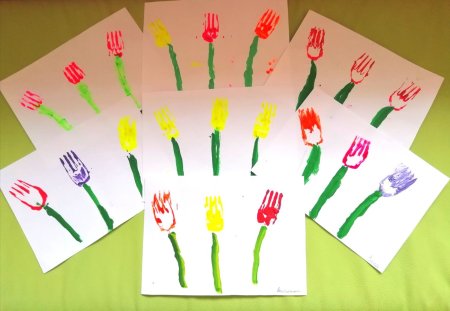 Рисование цветов вилкой