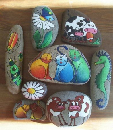 Рисование на камушках