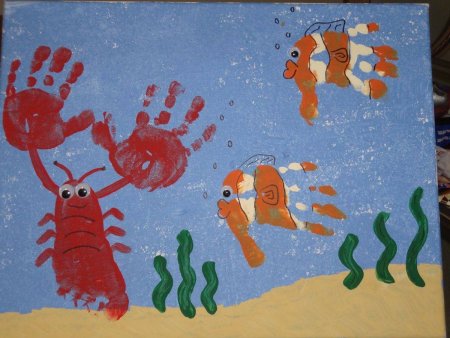 Рисование ладошками с малышами