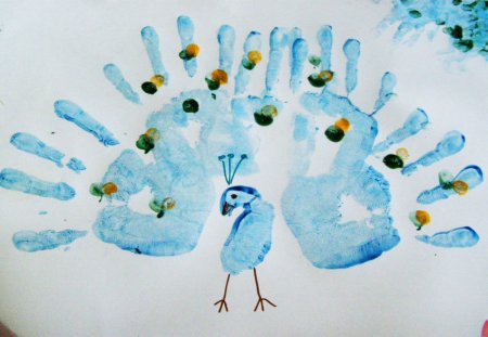 Обезьянка рисование ладошками