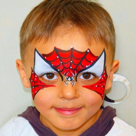 Аквагримм детям человек паук