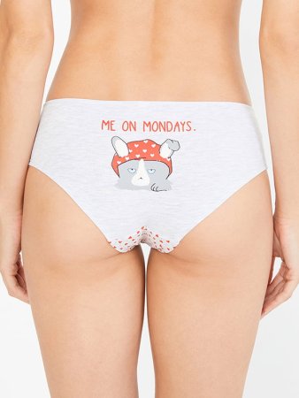 Трусы на девушке