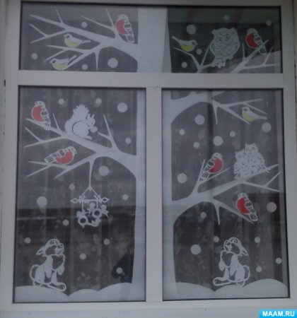 Украшение окон на новый год в детском саду