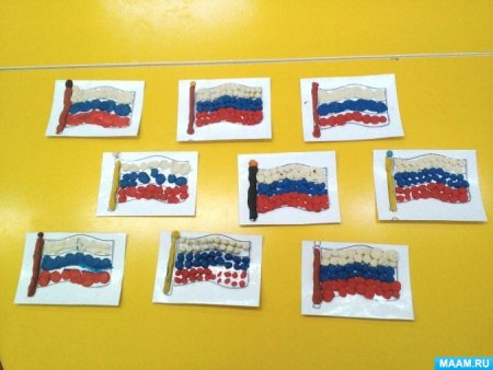 Пластилинография флаг России в старшей группе