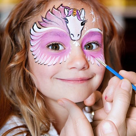 Детский грим на лице